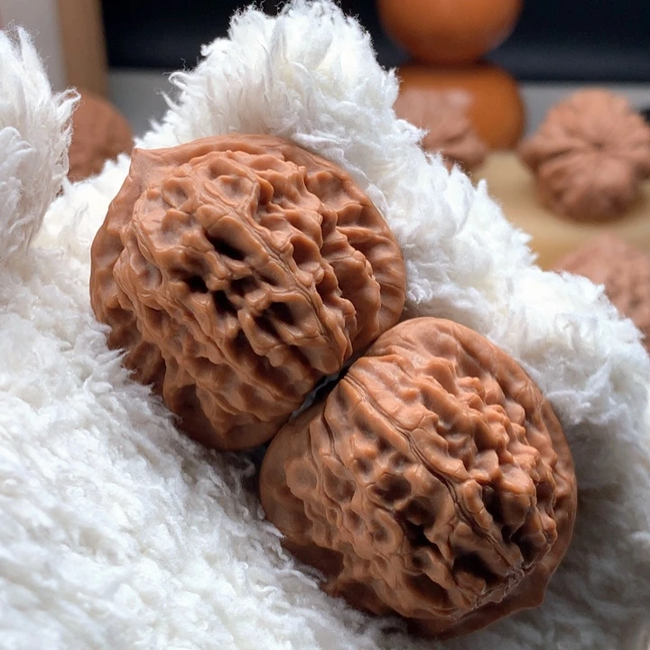 小***具把件文玩核桃云锦