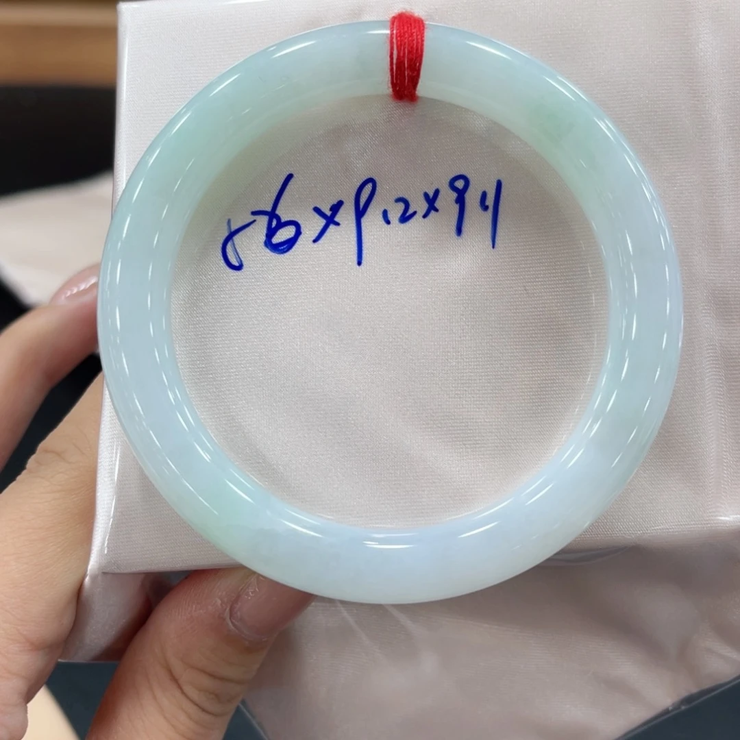 未镶嵌手镯翡翠翡翠