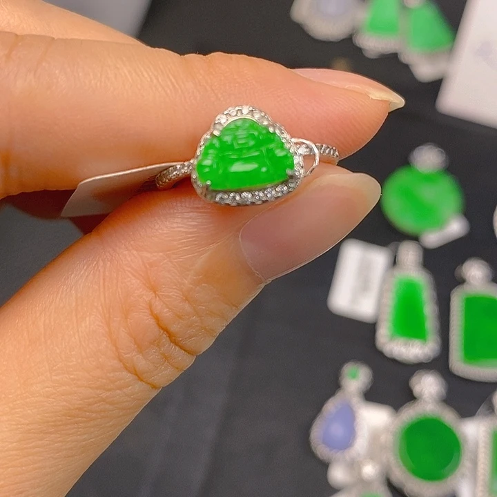 银S925镶嵌戒指翡翠