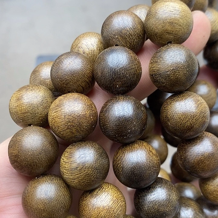 沉香沉香碎屑越南芽庄野生留疤沉水白棋楠826号