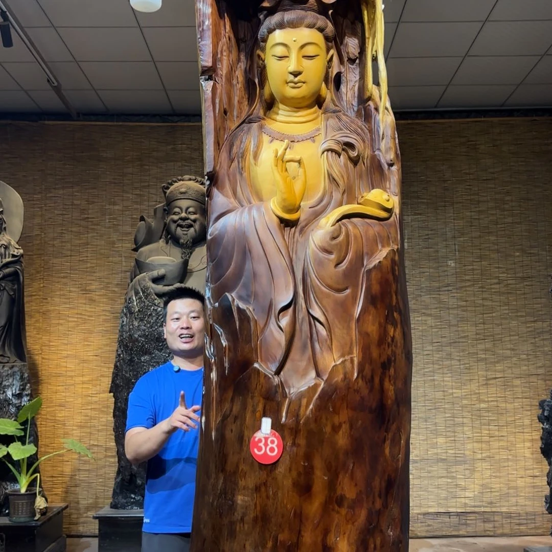 傲***世香樟木香樟木材质南海观音尺寸295 70 62