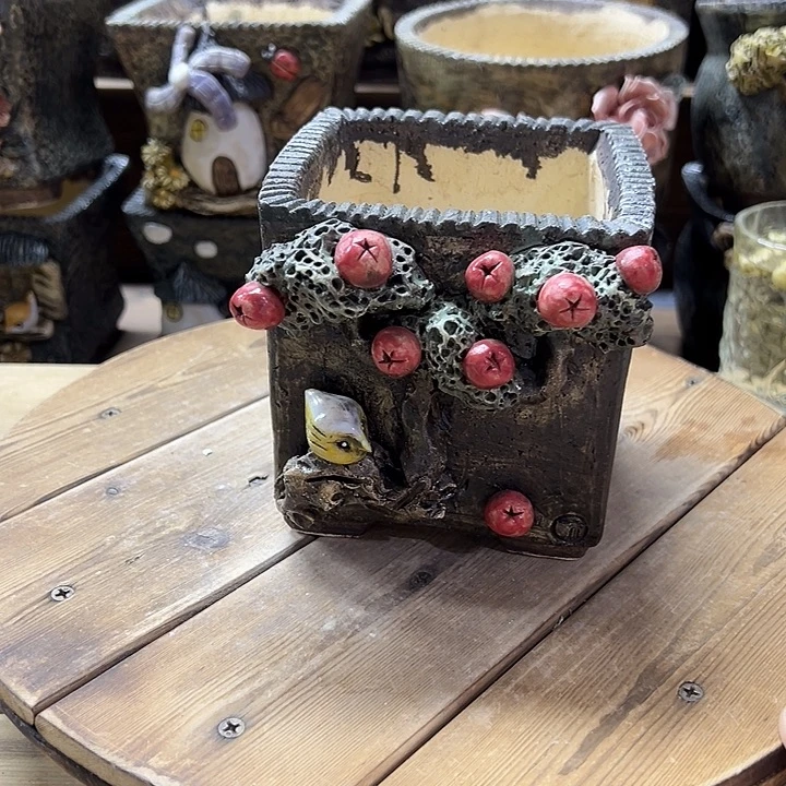 青藤多肉花盆百搭