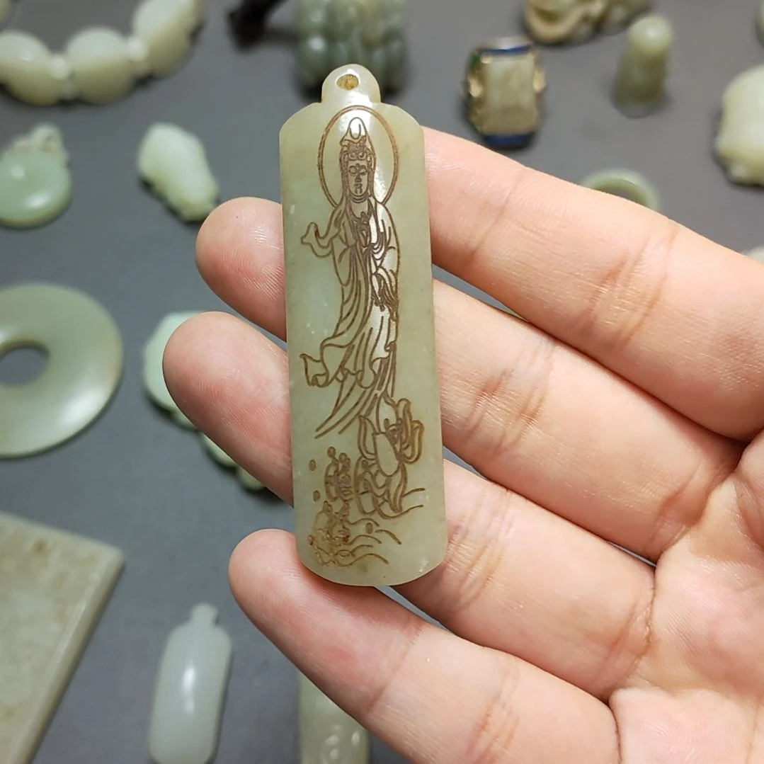 和田玉未镶嵌颈饰