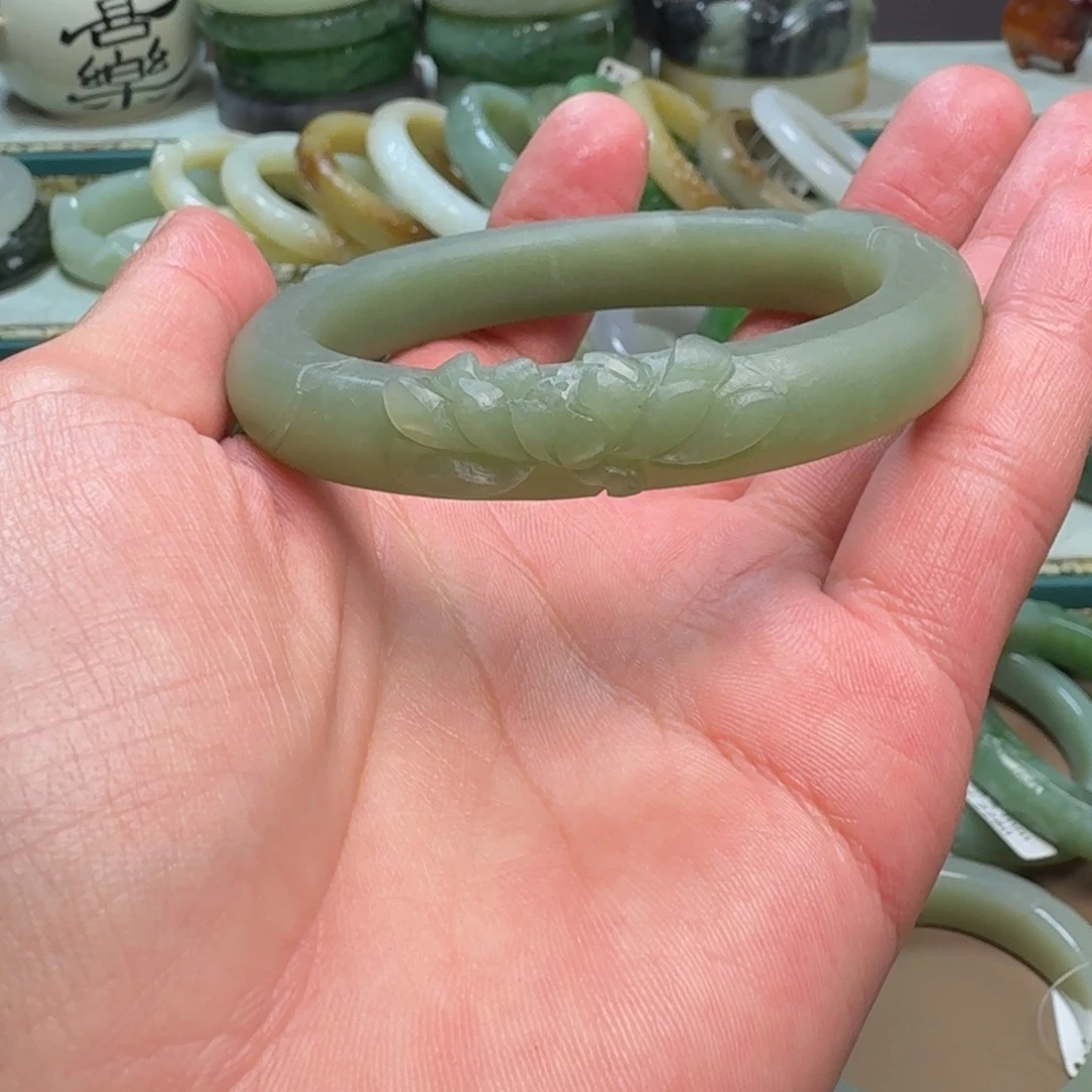 和田玉未镶嵌手镯60.6