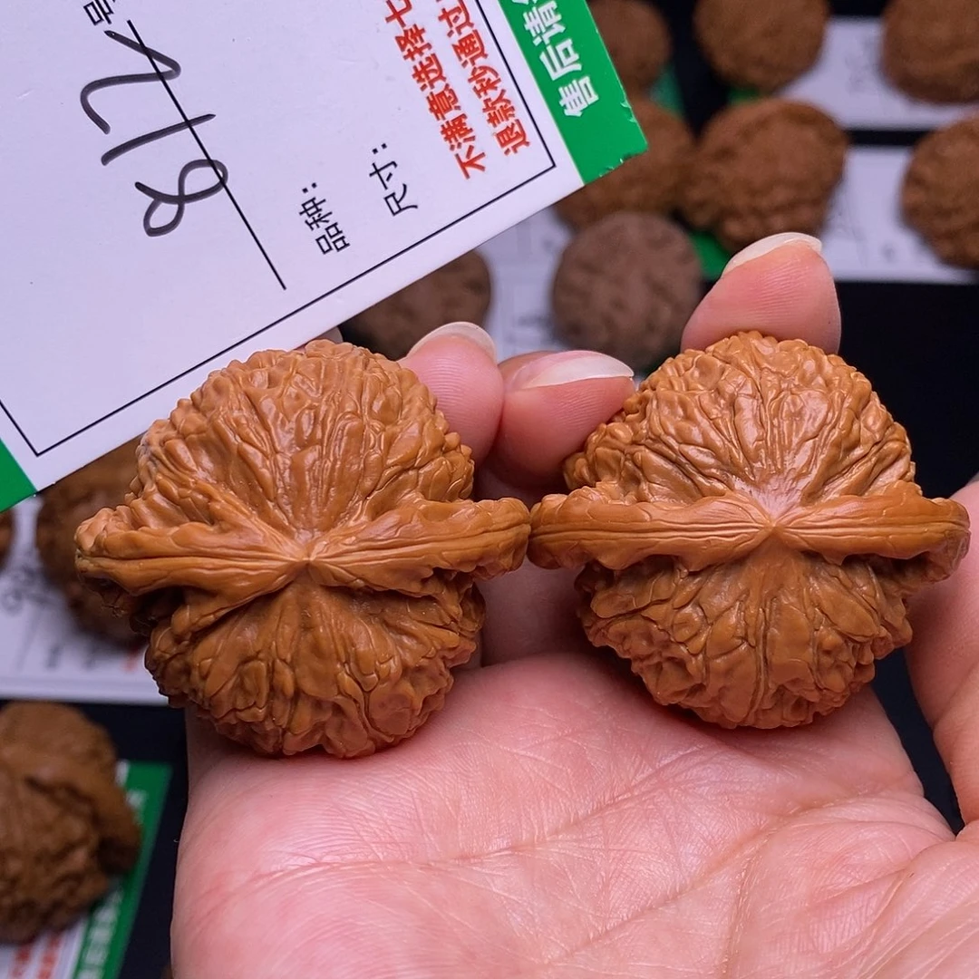 吊坠文玩核桃812白狮子4.5