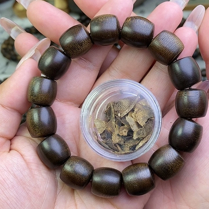 沉香沉香碎屑一**淡越南芽庄白棋楠1.4桶珠