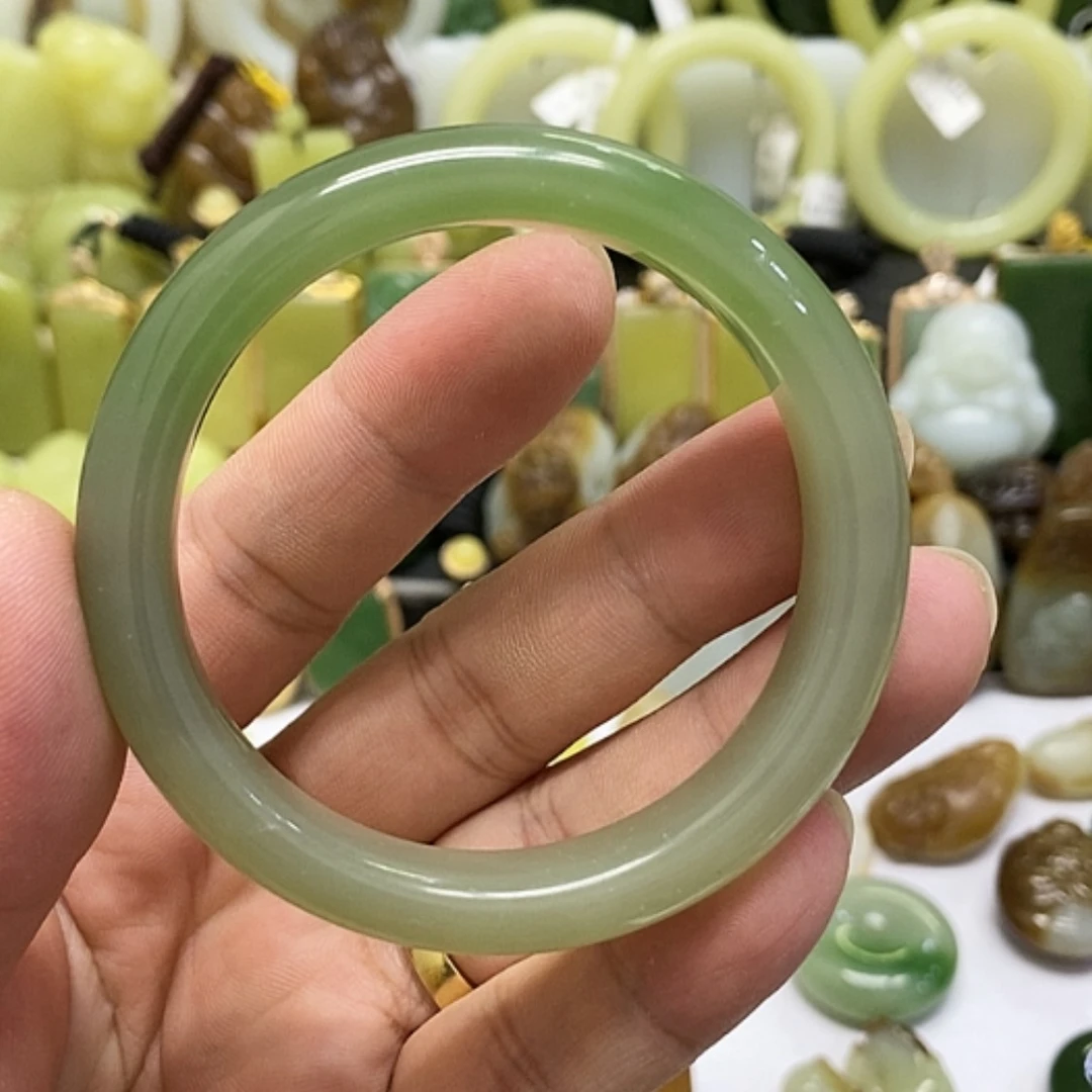 【闪购商品】未镶嵌手链和田玉