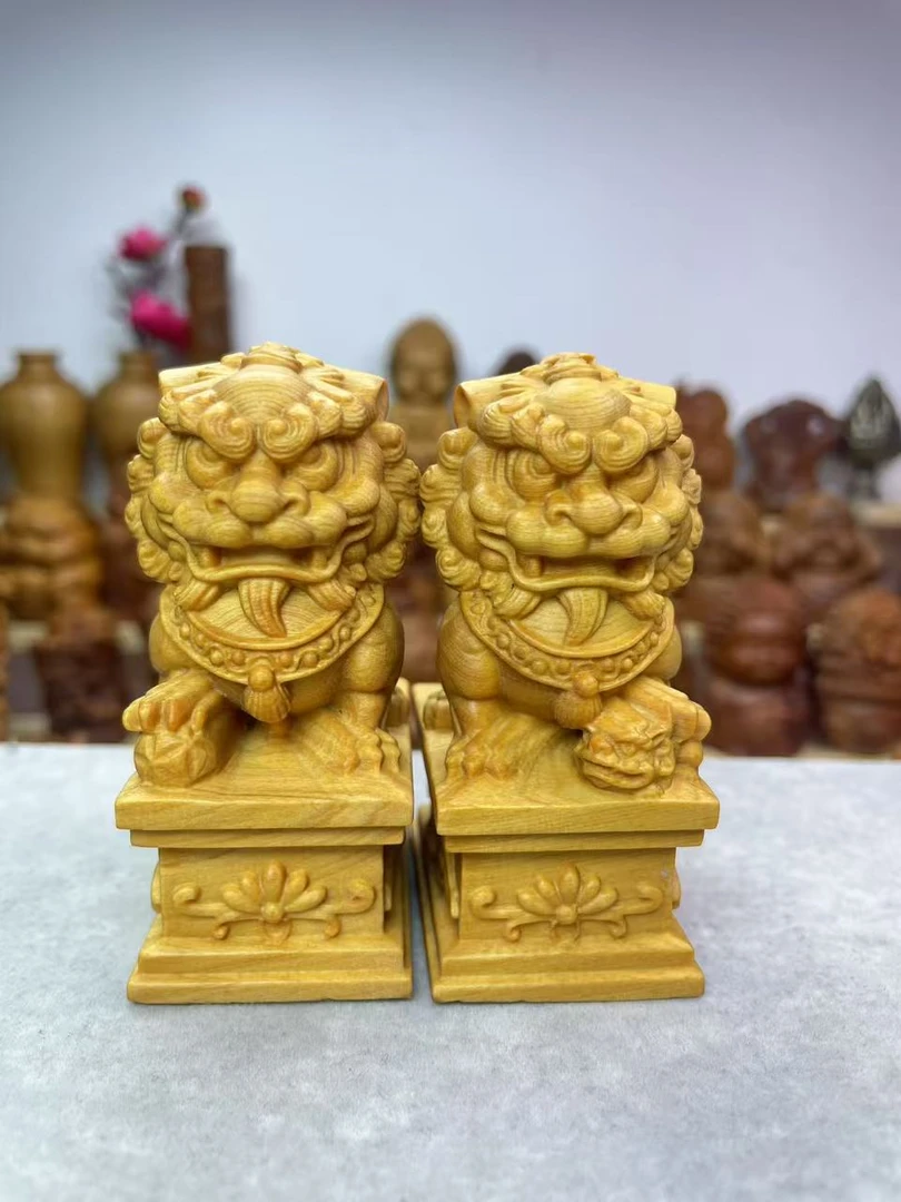 崖柏陈化料狮子一对