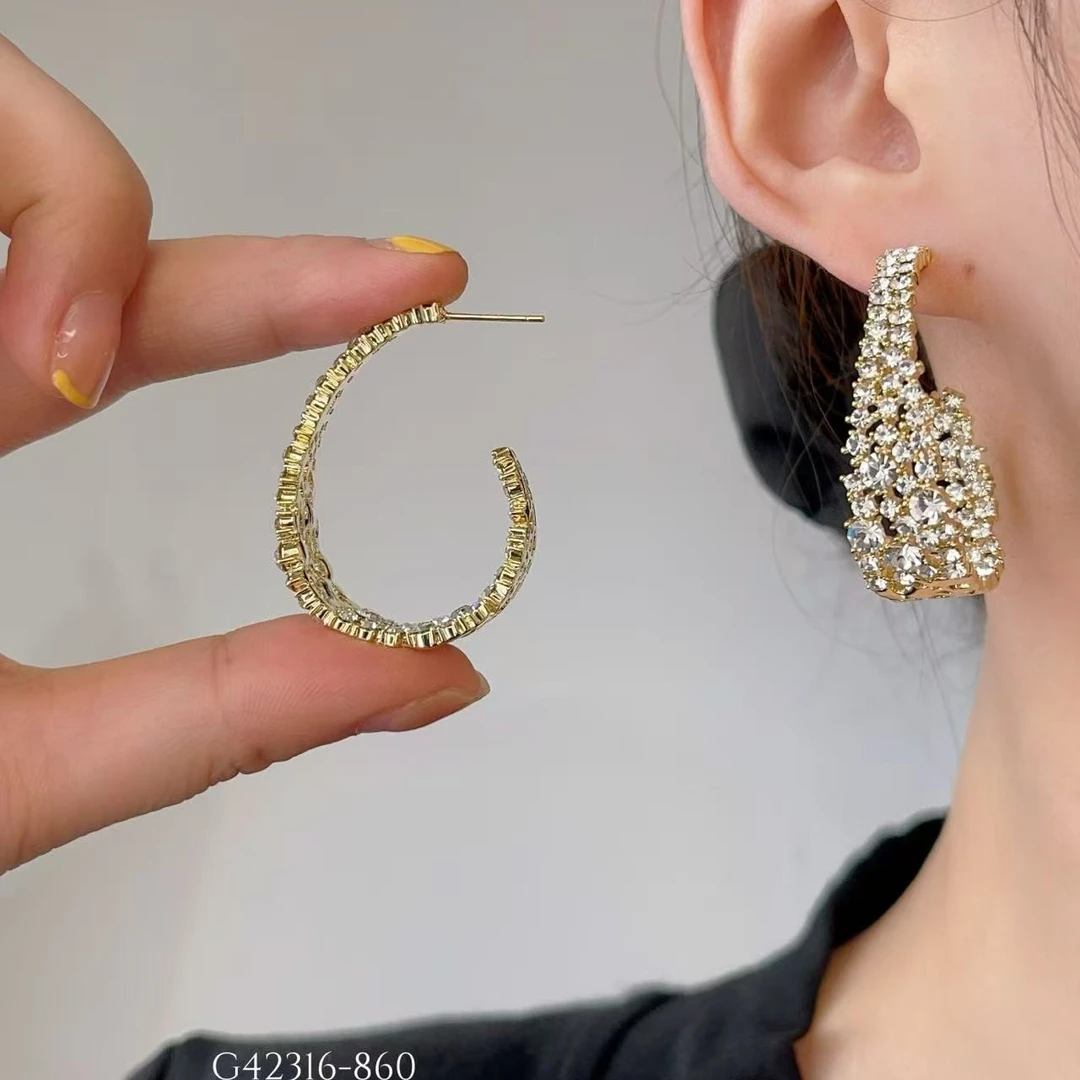 铜合金锆石耳饰 欧比雅比重工华丽C形满锆石密镶轻奢耳圈L0253