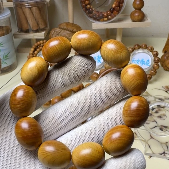 柏木（崖柏）G****k太行崖柏枣珠