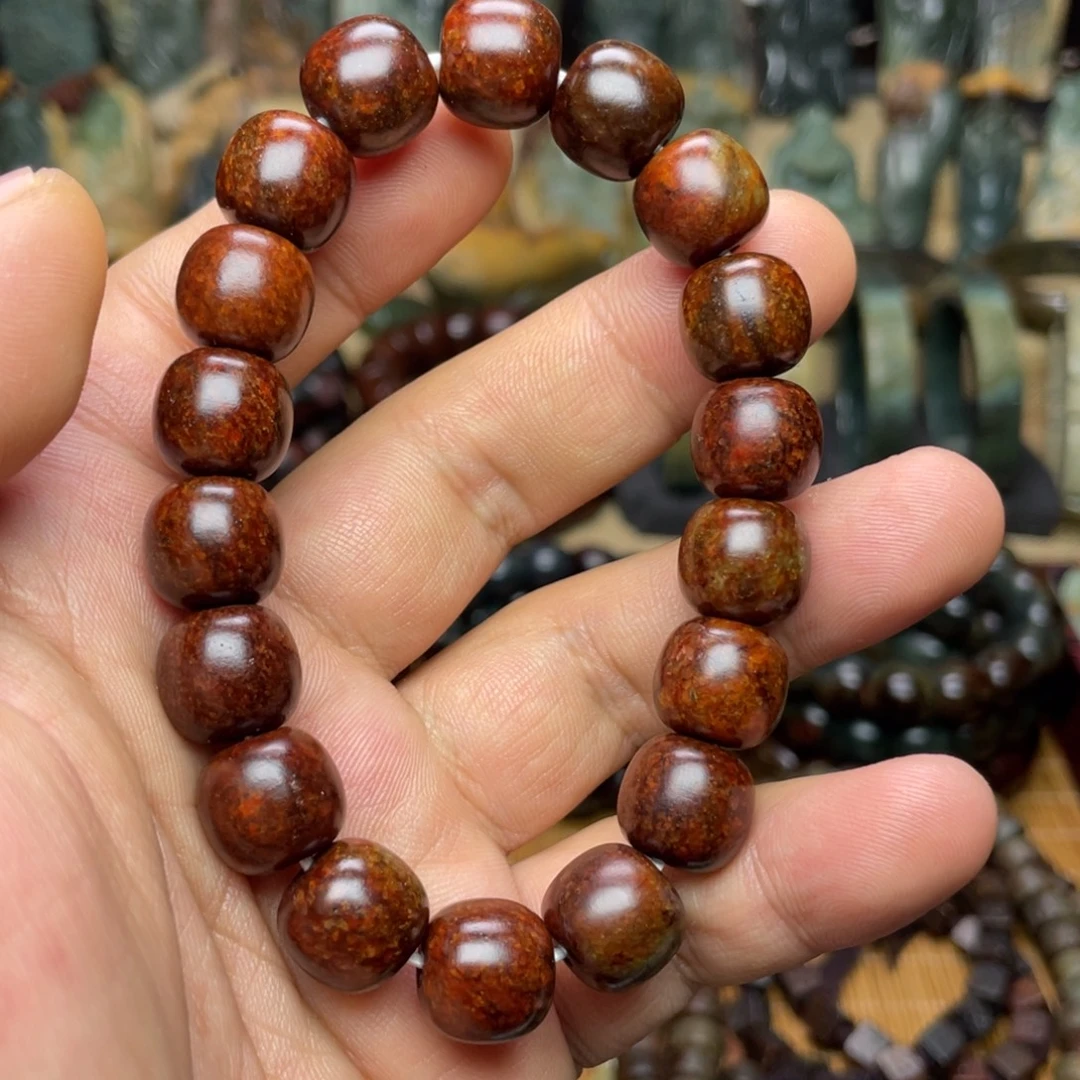 岫岩河磨玉（透闪石质玉）未镶嵌颈饰12×13带沙眼