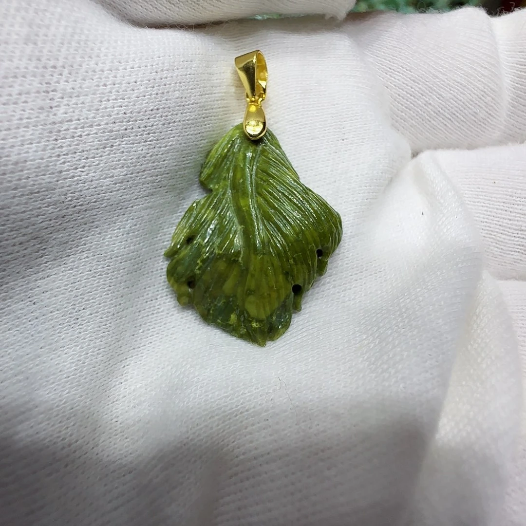 绿松石未镶嵌原矿绿松石