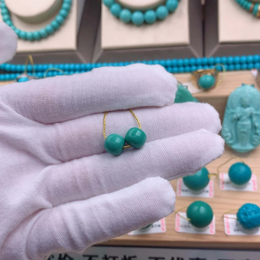 未镶嵌绿松石珠宝奇石