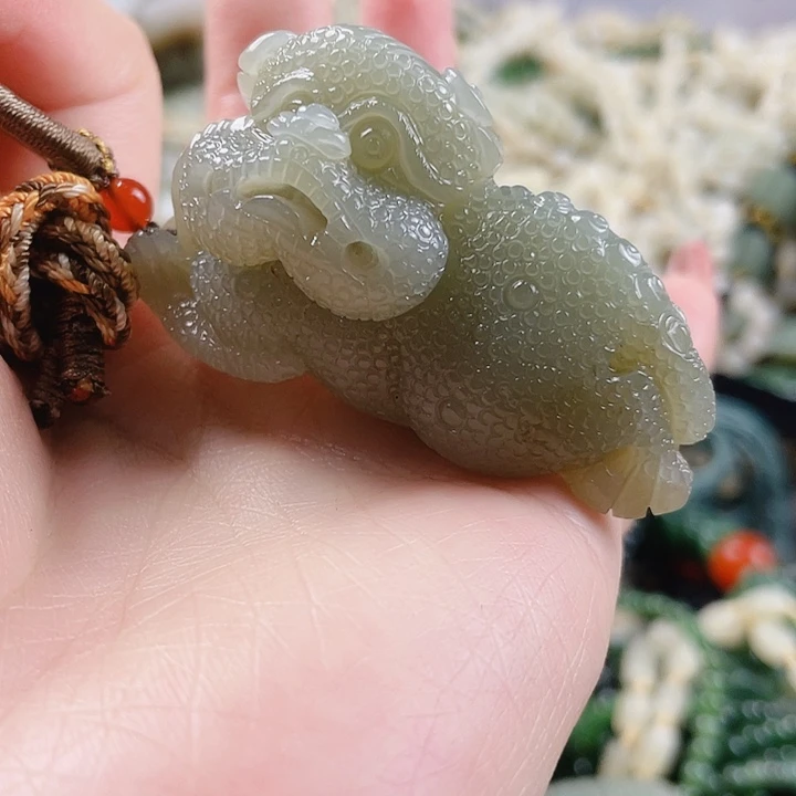 未镶嵌和田玉挂件