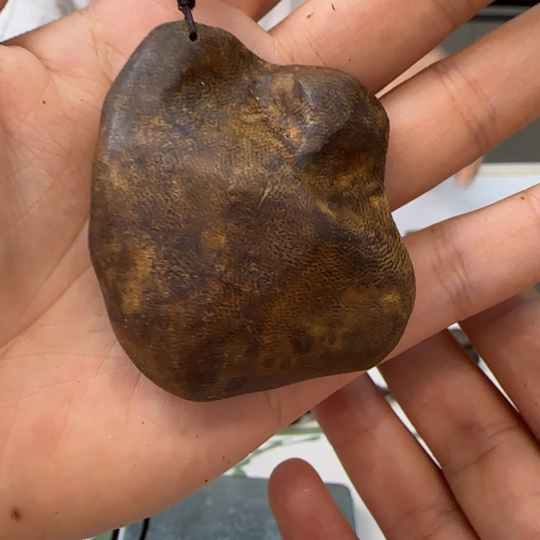 威***师沉香沉香碎屑包头定制款原材料