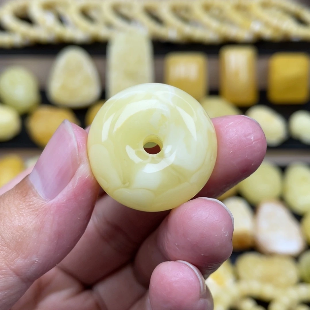 琥珀未镶嵌裸石琥珀蜜蜡