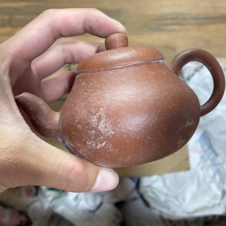 茶壶紫砂老厂紫砂壶一件。