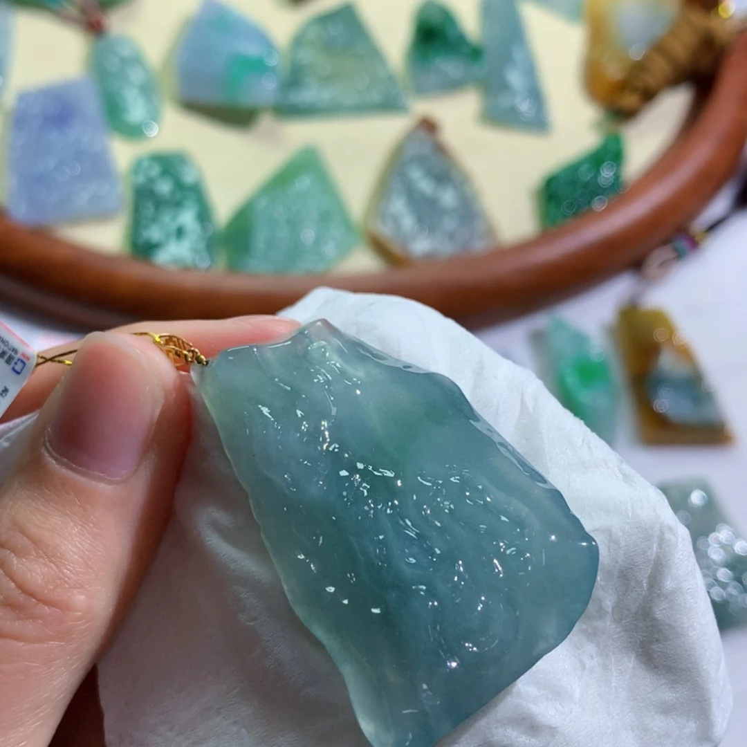 【闪购商品】翡翠吊坠(不含链)未镶嵌 1458