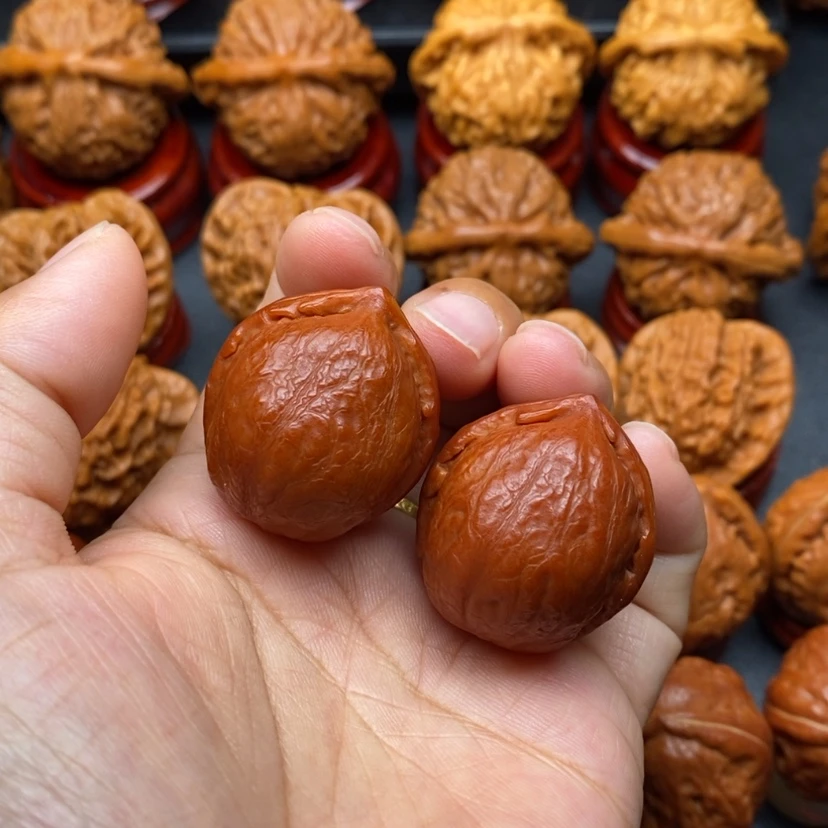 【闪购商品】文玩核桃把件貔貅