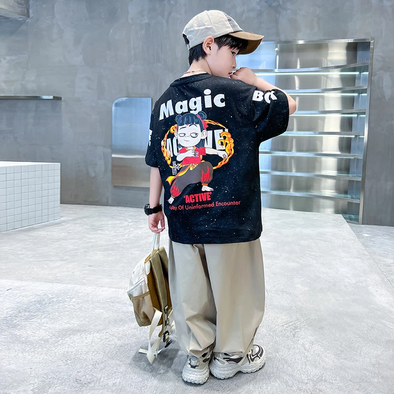 男童半袖哪吒套装夏季儿童短袖T恤2025新款中大童夏装两件套男孩