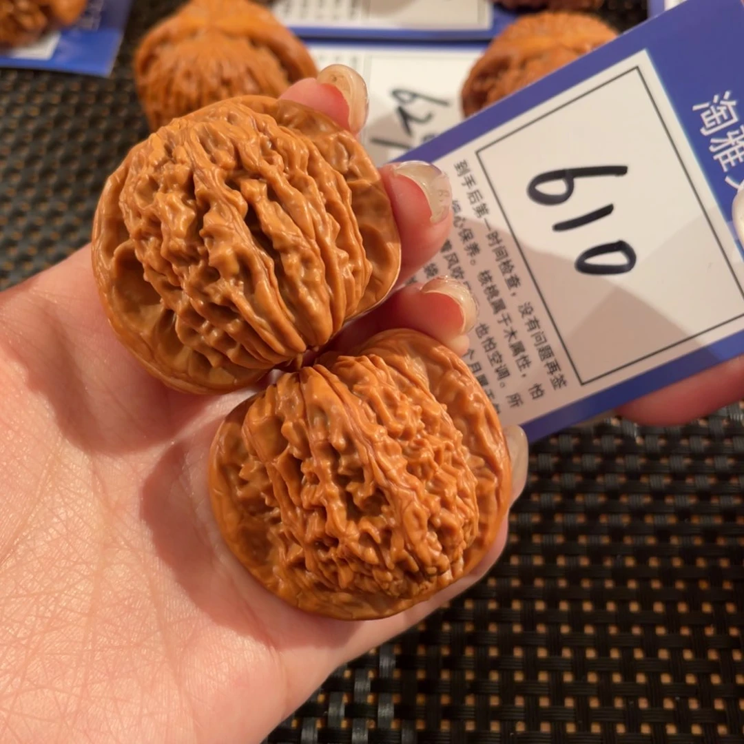 文玩核桃把件610号41尺楼