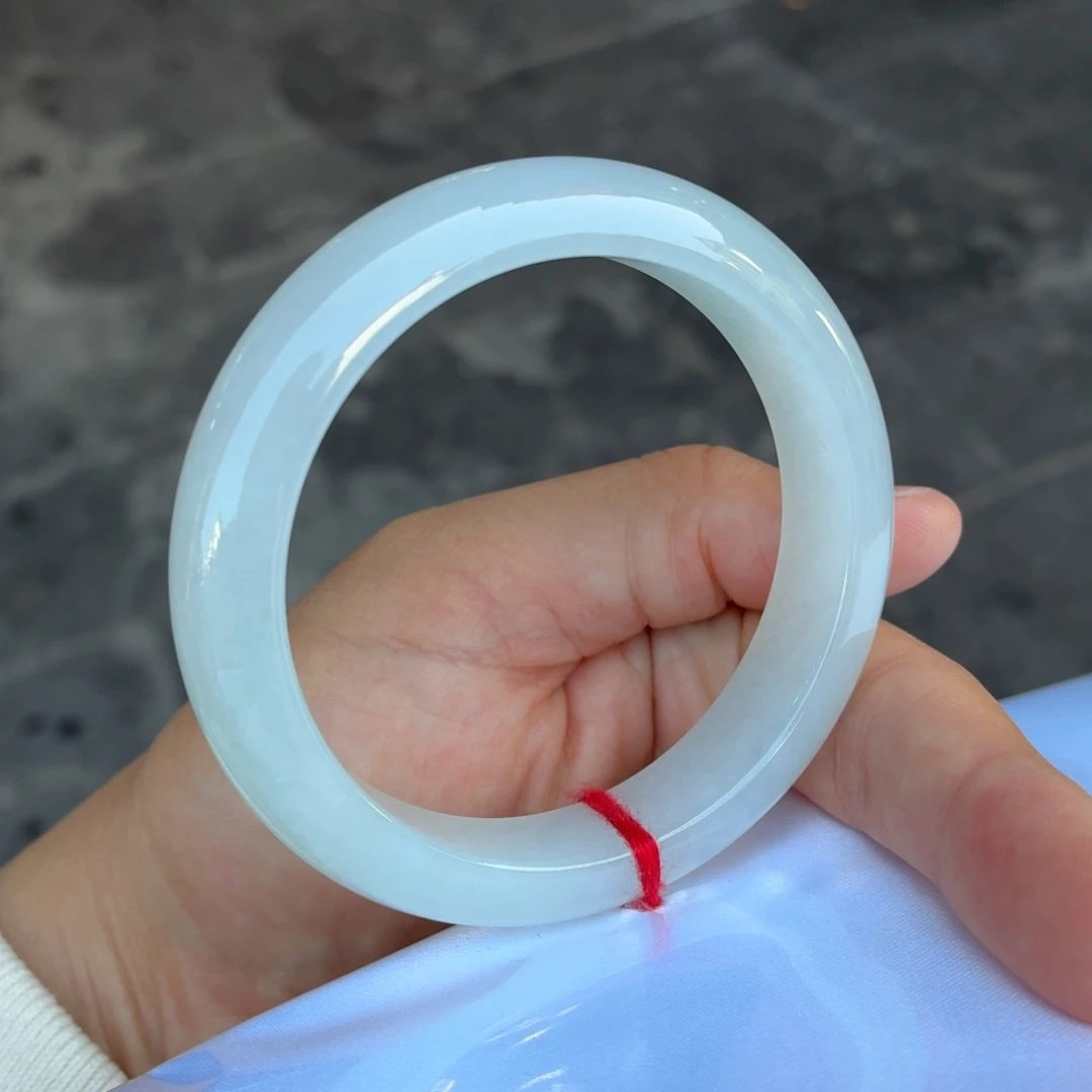 翡翠未镶嵌手镯天然缅甸翡翠手镯