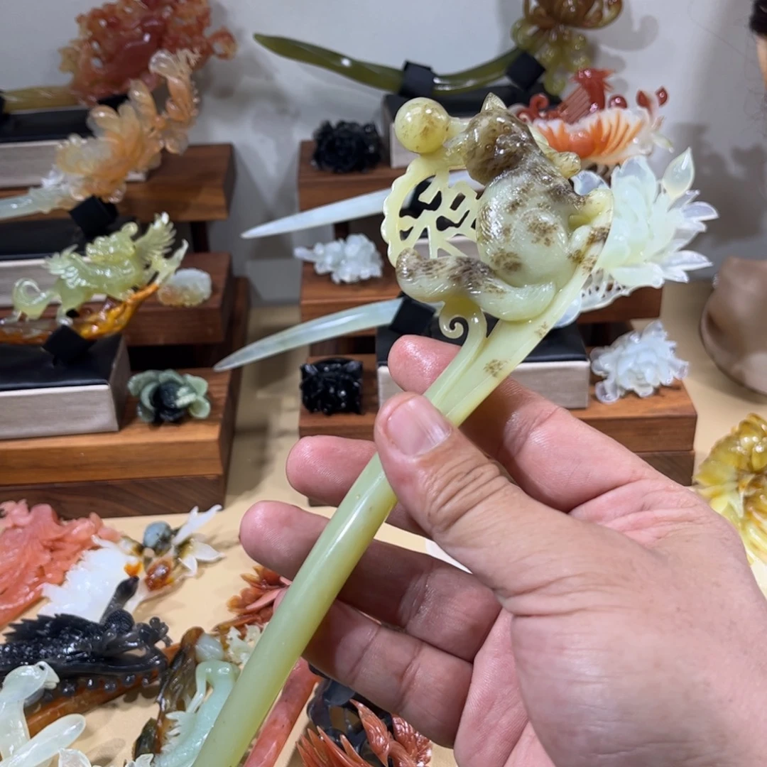 夕***蛇纹石玉未镶嵌发簪