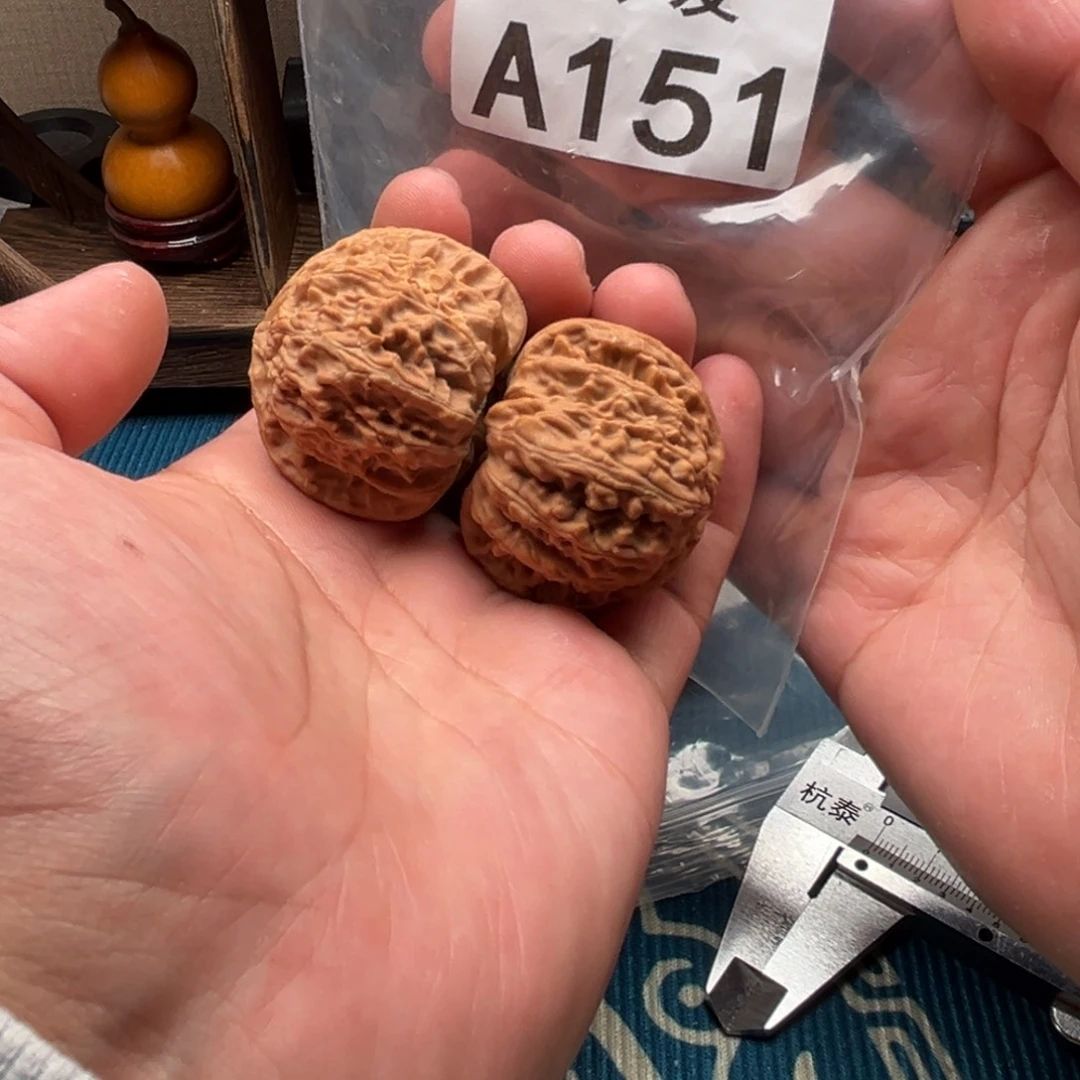 吊坠文玩核桃白狮子