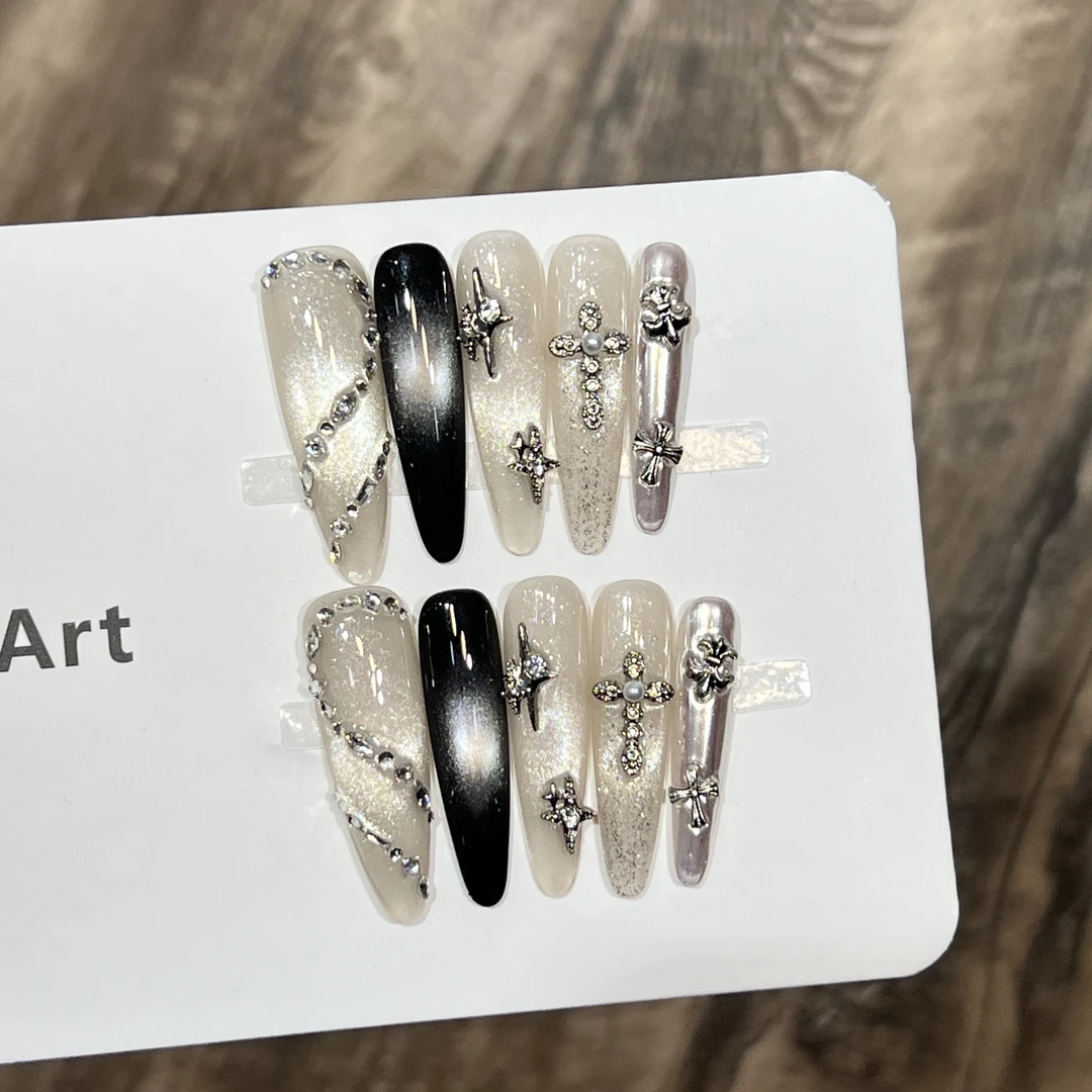 【梦绕】一只猫·暗黑系克罗心美甲猫眼碎钻显白氛围手工穿戴甲