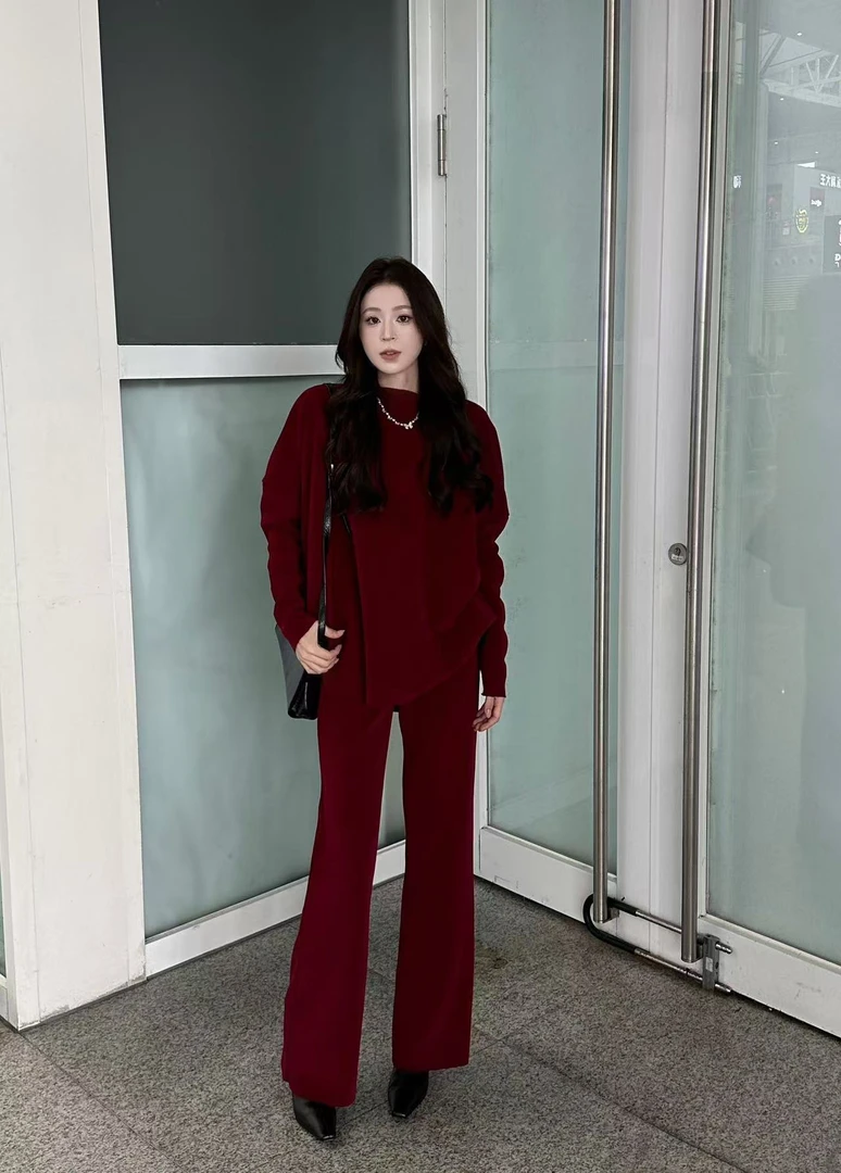 【雯雯】新款设计师款气质显瘦下摆秋季条绒套装-081214