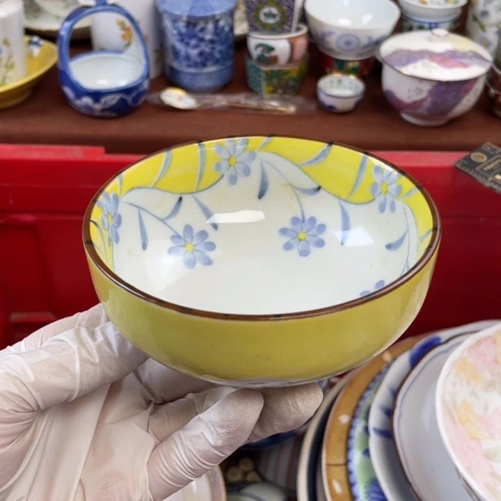 他家瓷器真美…开播了