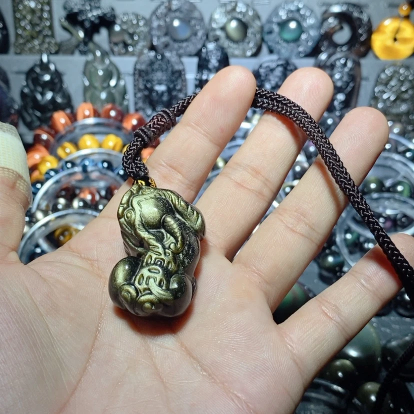 【闪购商品】黑曜岩颈饰未镶嵌卡*