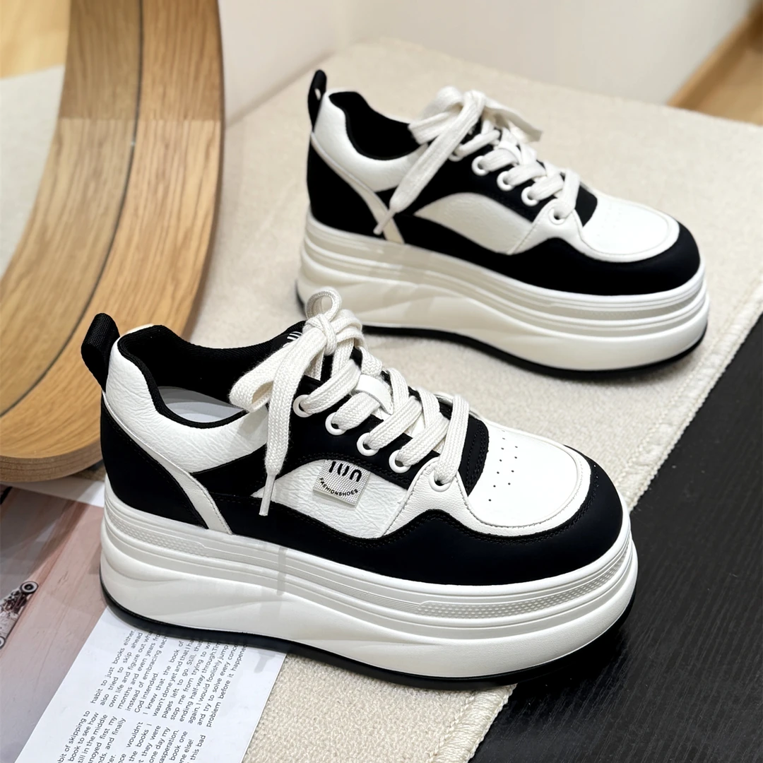 真皮时尚松糕内增高小白鞋女2025新款秋季小个子厚底洋气休闲板鞋