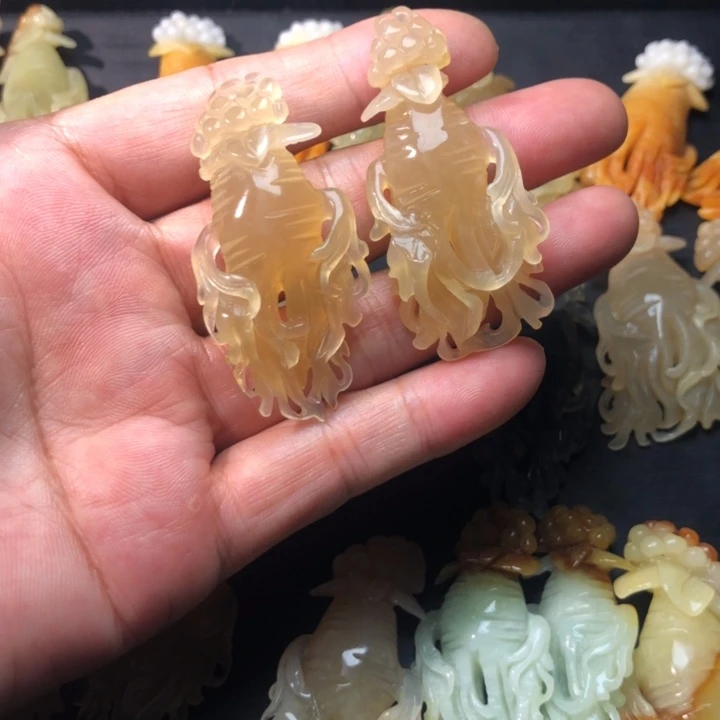 柠***宁蛇纹石玉未镶嵌耳坠