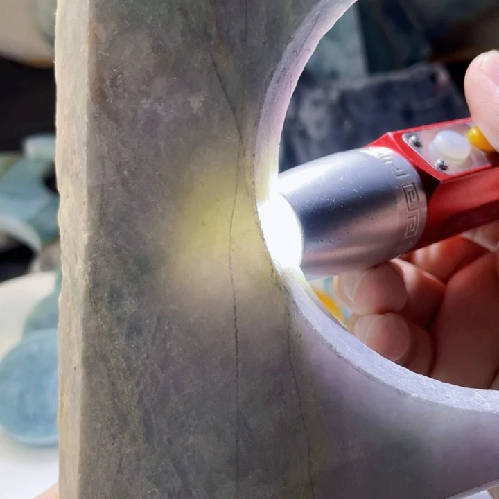 颈饰未镶嵌翡翠天然缅甸翡翠