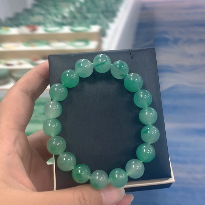 石英岩玉未镶嵌手链