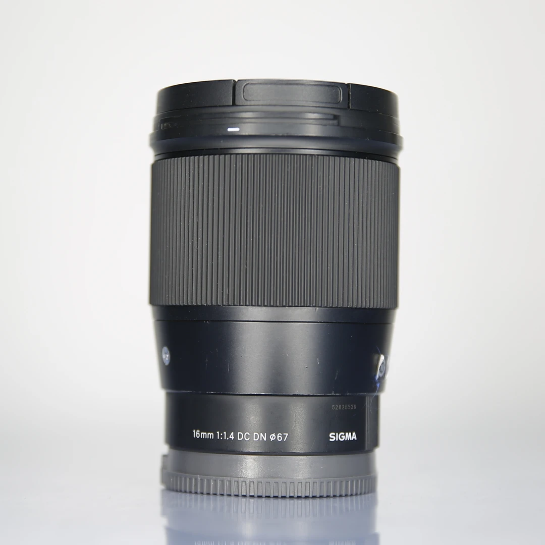 99新 Sigma/适马 E 16 F1.4 镜头风光人像 直播用速度快