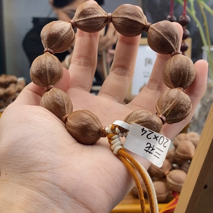 吊坠橄榄核兜*梅林铁