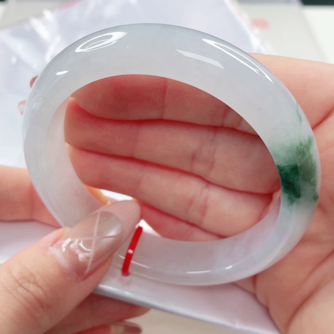 翡翠未镶嵌手镯57.1x111