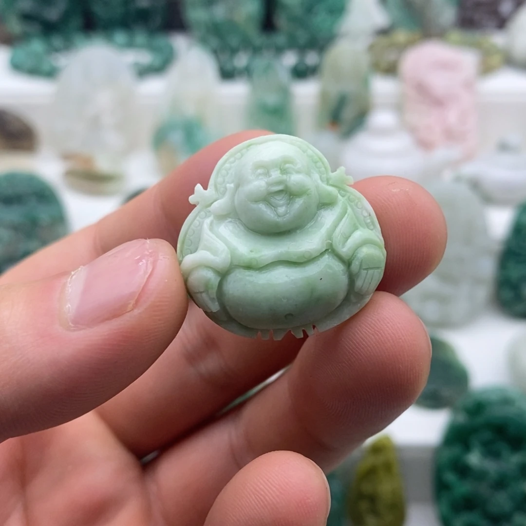 独山玉未镶嵌颈饰