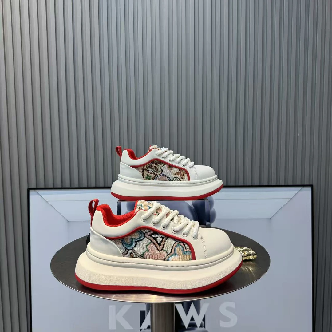 厚底增高秋季板鞋圆头秋季民族风时尚休闲鞋男士