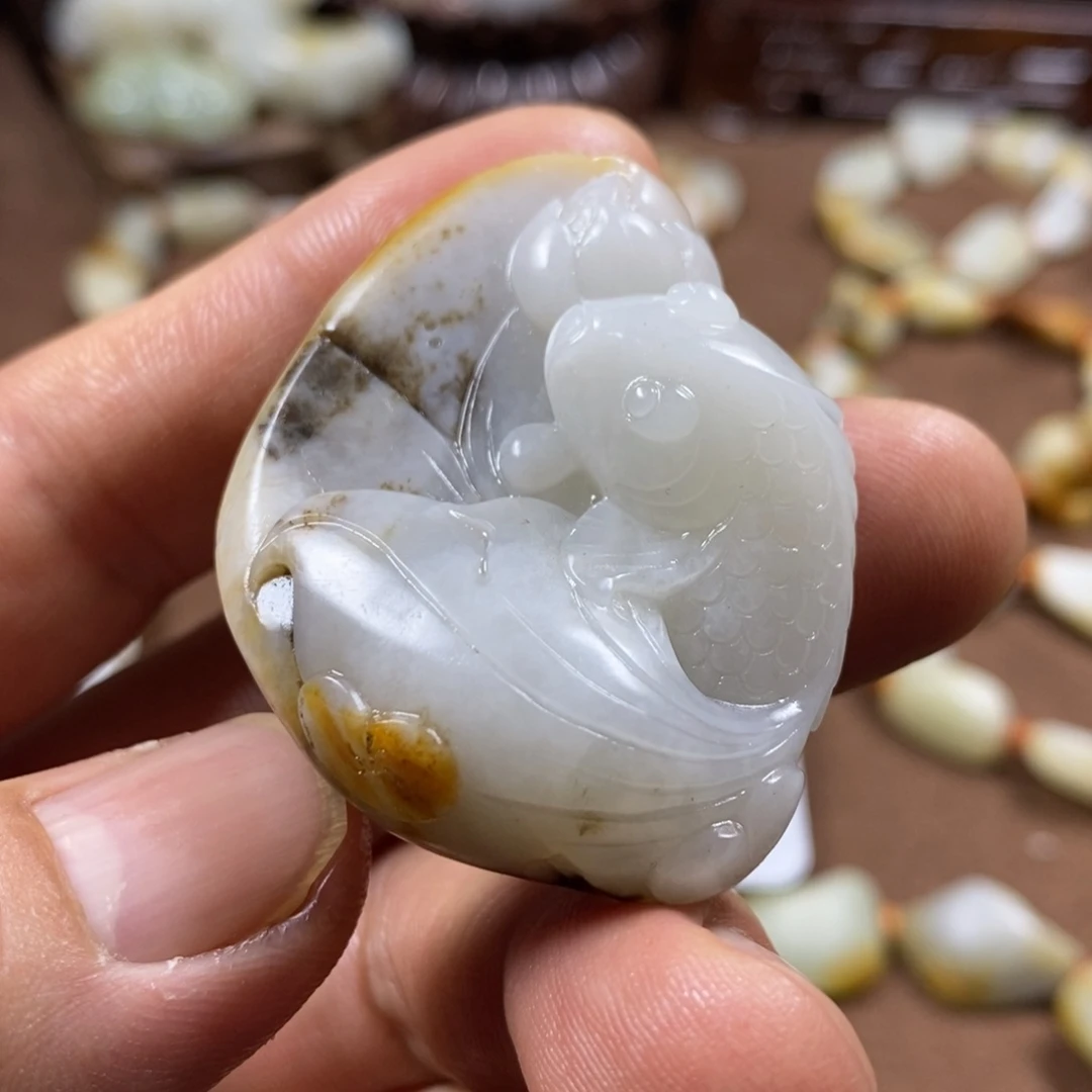 和田玉未镶嵌挂件