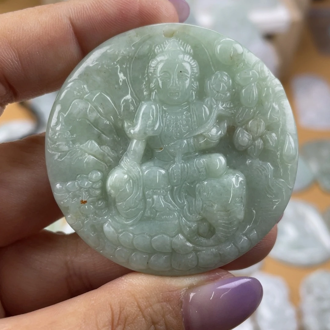 翡翠未镶嵌颈饰普贤