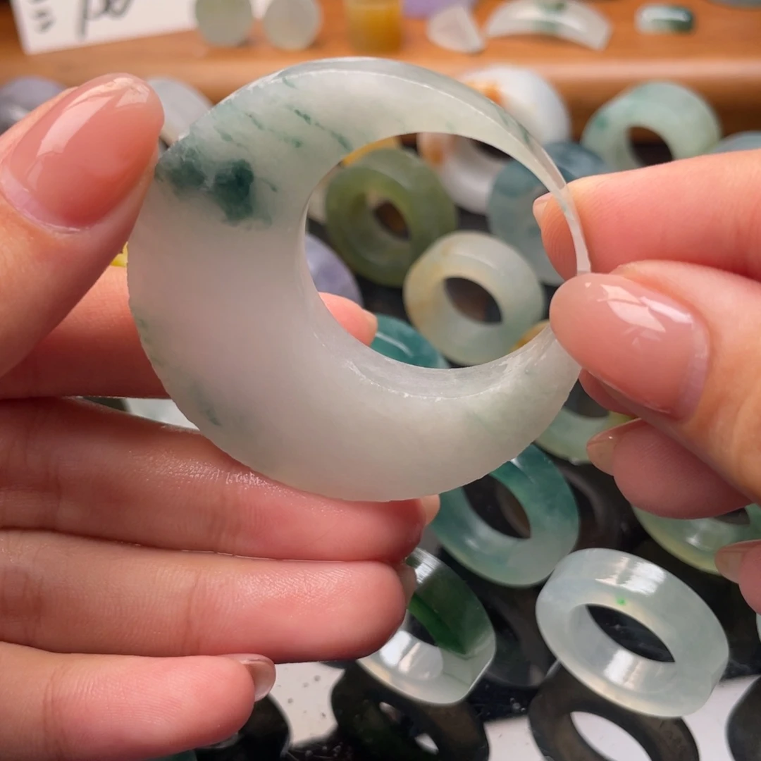 未镶嵌定制翡翠整块