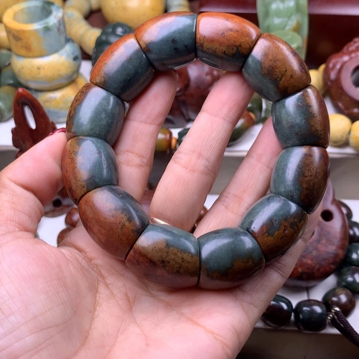 岫岩河磨玉（透闪石质玉）手串未镶嵌J****i