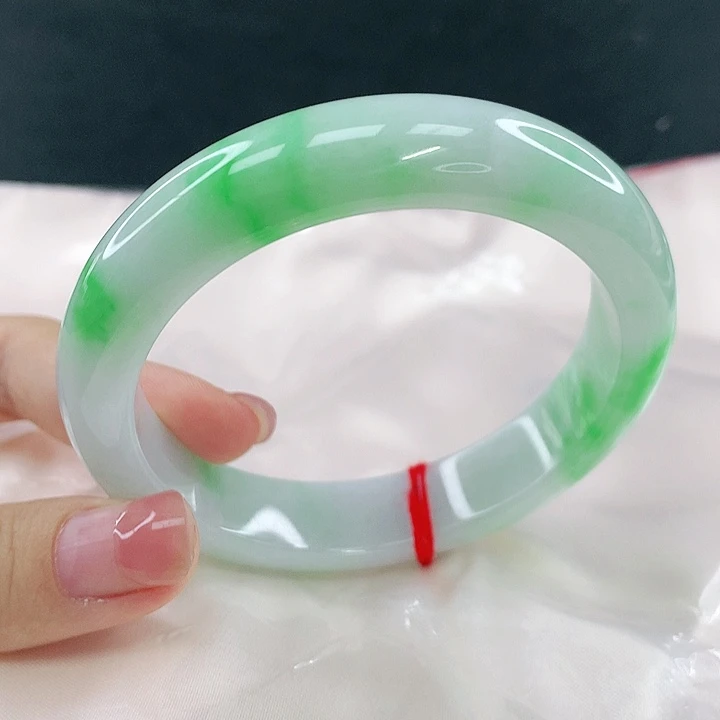 翡翠未镶嵌手镯圈57.8，58011