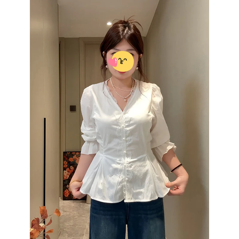 2025年秋季新款胖MM法式蕾丝拼接长袖衬衫女复古显瘦小众上衣纯欲