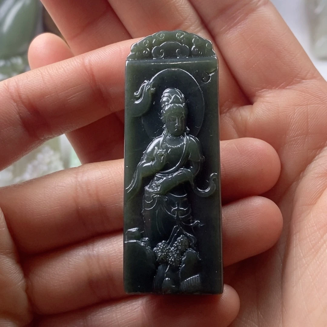 未镶嵌和田玉挂件