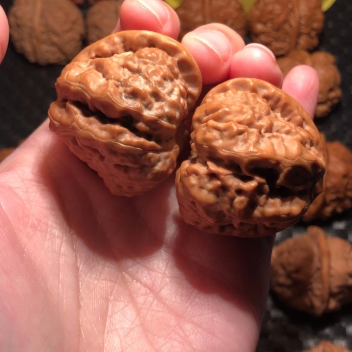 八***后把件文玩核桃三角蛙王