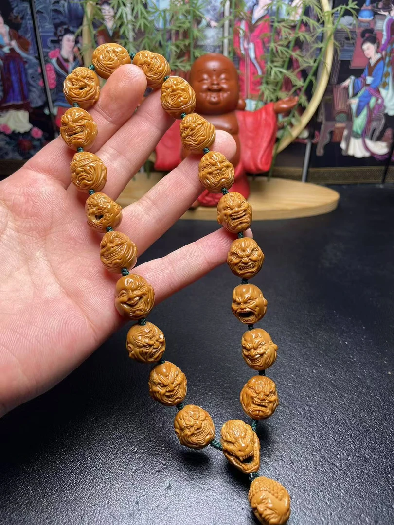 橄榄核雕刻1.6正圆山鬼恶僧全家福